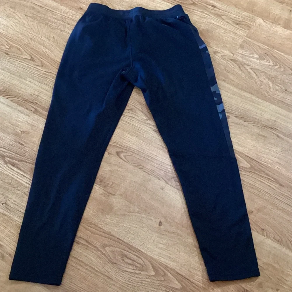 Under Armour Black Athletic Pants with Logo